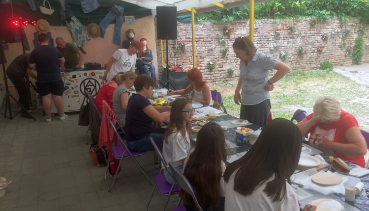 IMG_1567_spravisce_galerija_k2_inkubator_udruga_kvark_decoupage