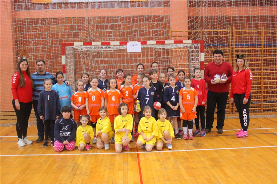 bozicni turnir minirukomet15