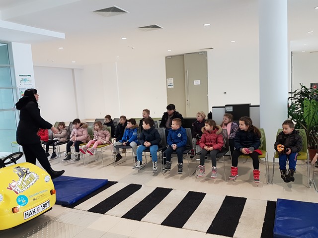 Održana HAK-ova edukativna radionica za najmlađe „Vidi i klikni“