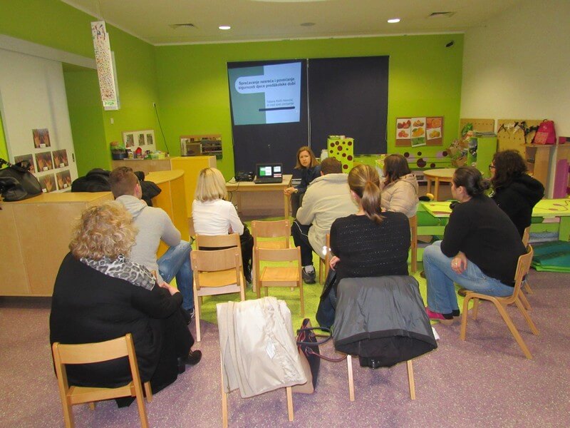 U dječjim vrtićima održana predavanja o sprječavanju nesreća kod djece