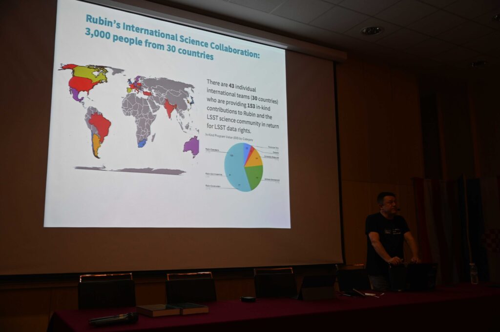 Prof. Željko Ivezić u Varaždinu 10. rujna 2025. (foto Andrej Dundović)