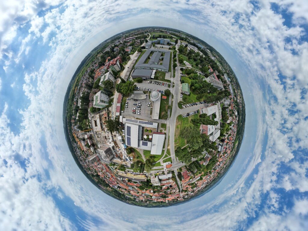 Ovako 'umjetnicka inteligencija' ilustrira 'teoriju okrugle Zemlje' (foto iz arhive AD Perzeidi)